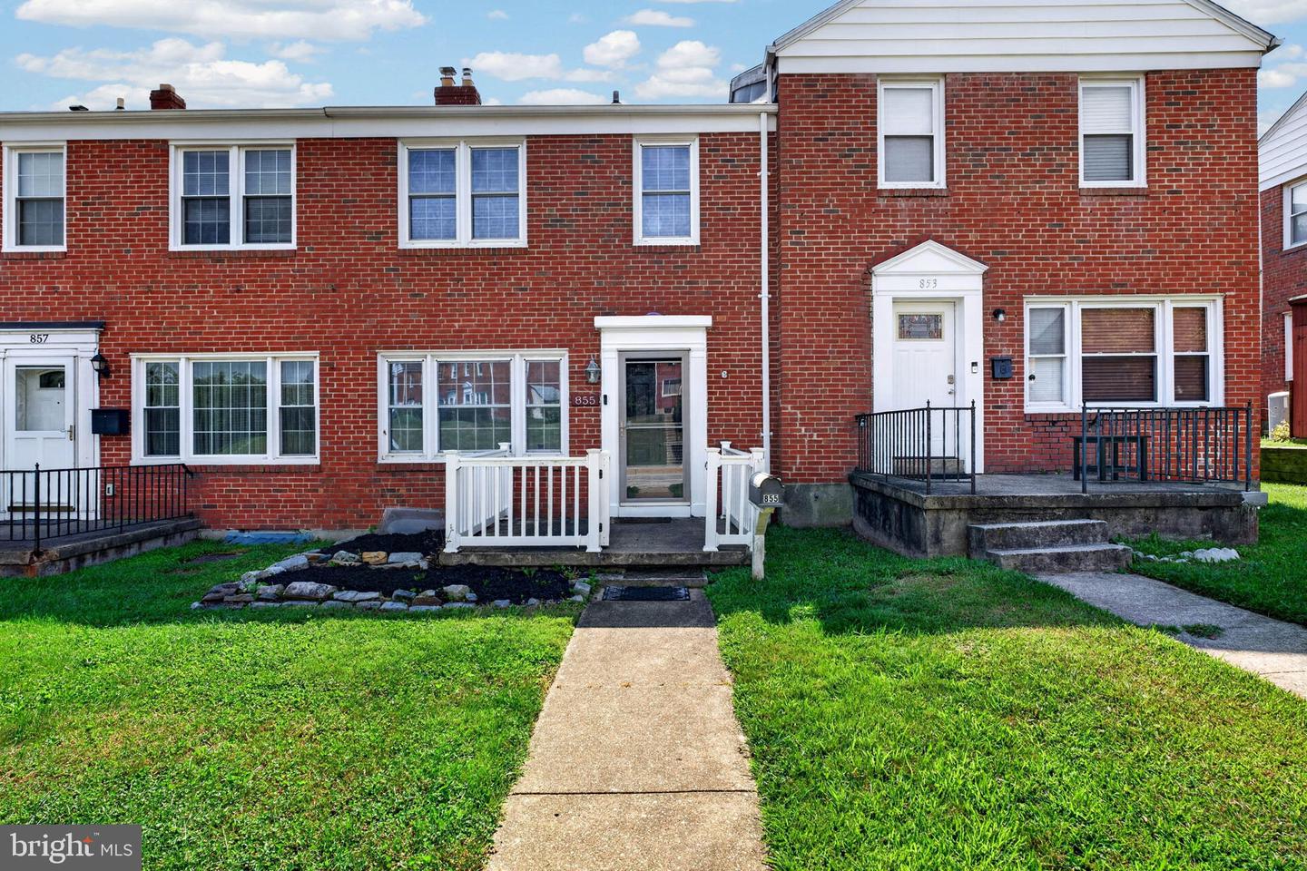 855 BOSLEY AVE