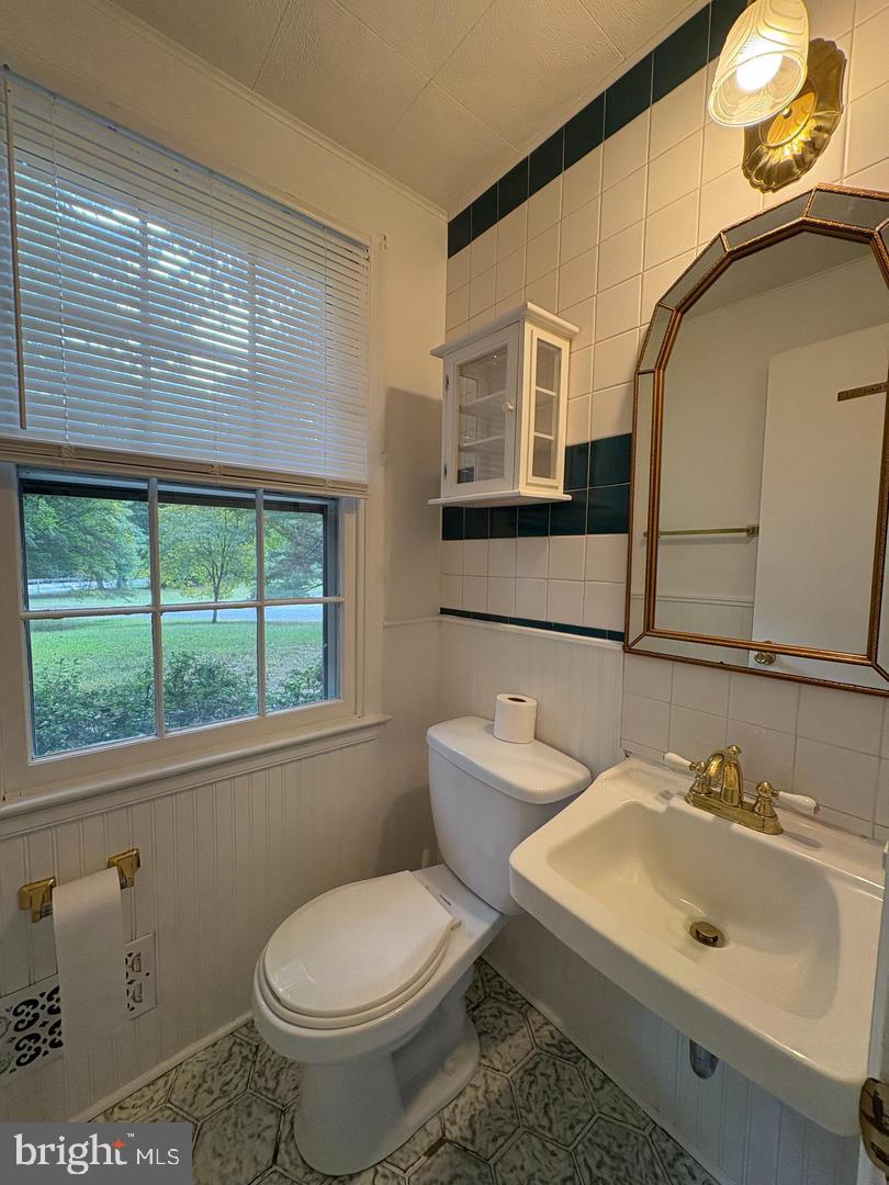 3306 Whitesworth Rd Property Photo 13