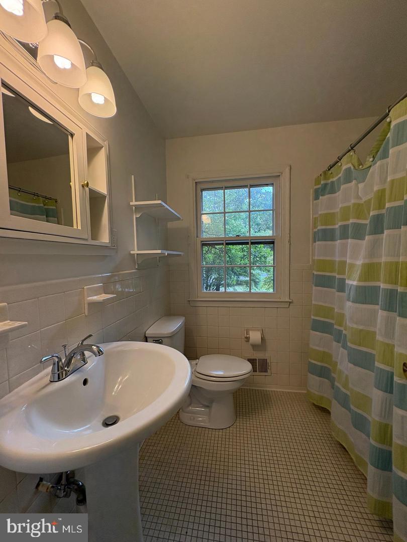 3306 Whitesworth Rd Property Photo 23