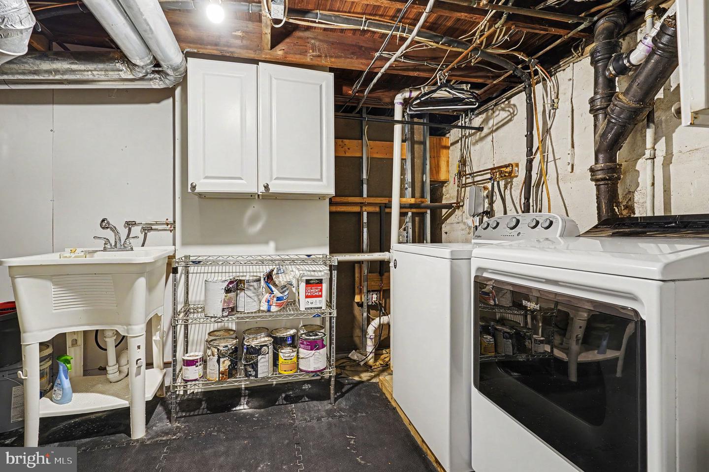 310 Stillwater Rd Property Photo 32