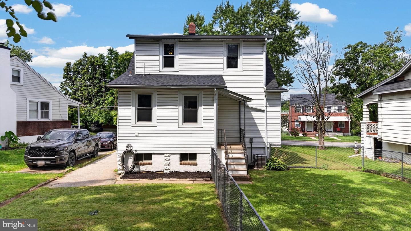 4807 Kenwood Ave Property Photo 38