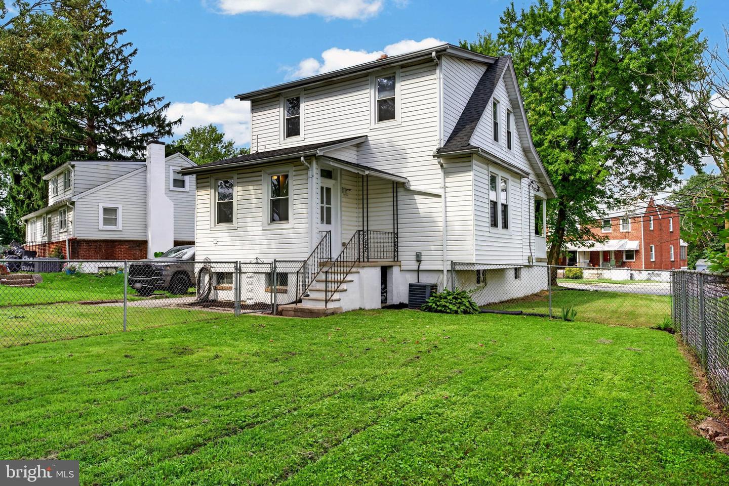 4807 Kenwood Ave Property Photo 39