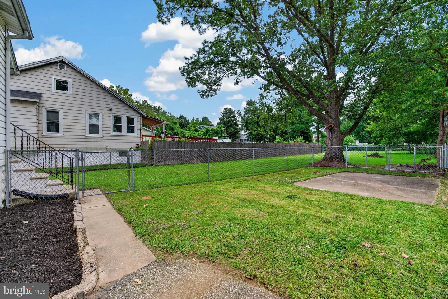 4807 Kenwood Ave Property Photo 43