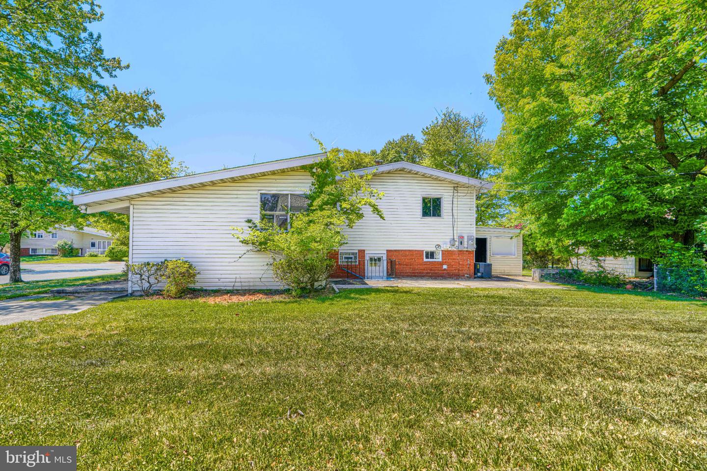6901 Chippewa Dr Property Photo 8