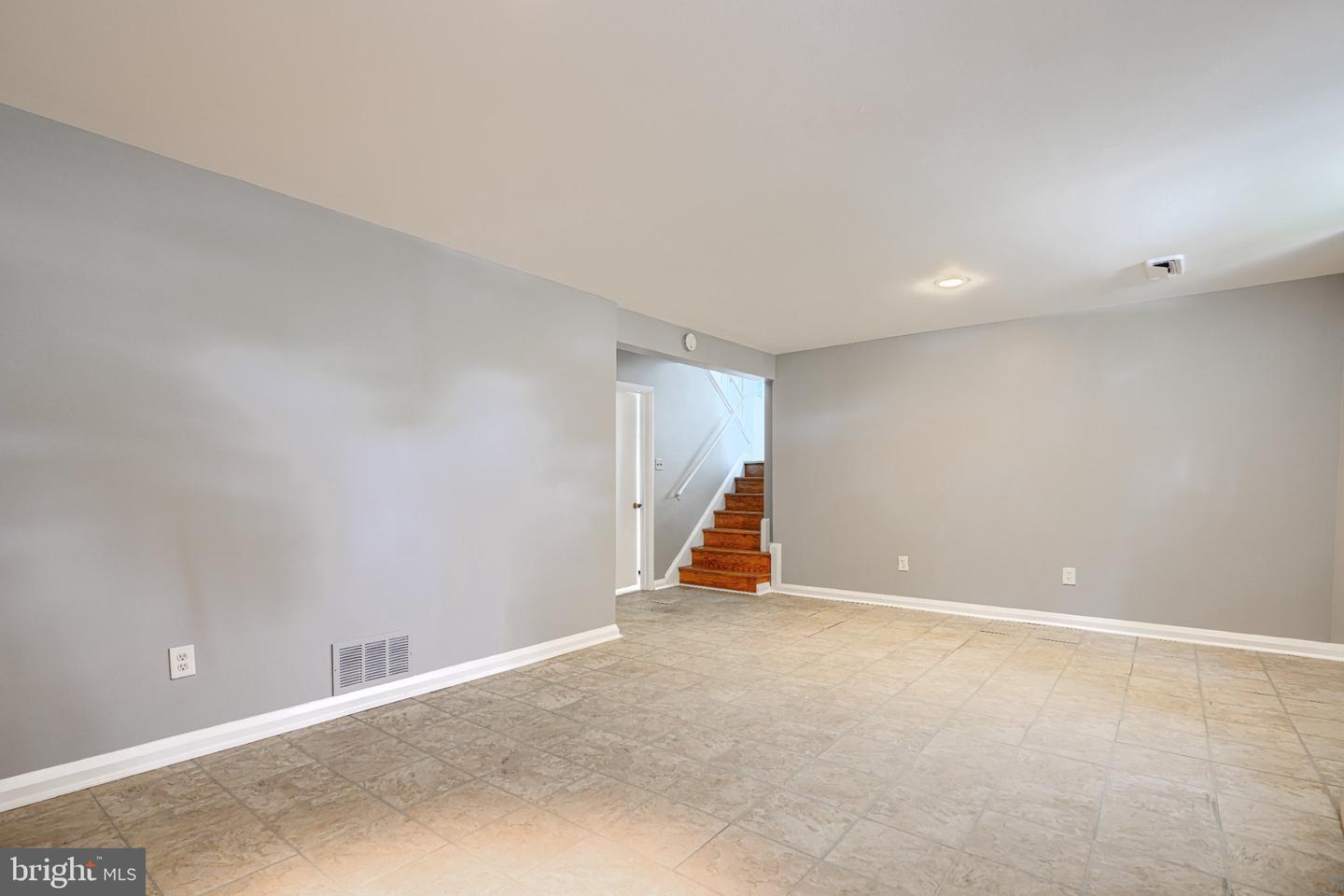 6901 Chippewa Dr Property Photo 36
