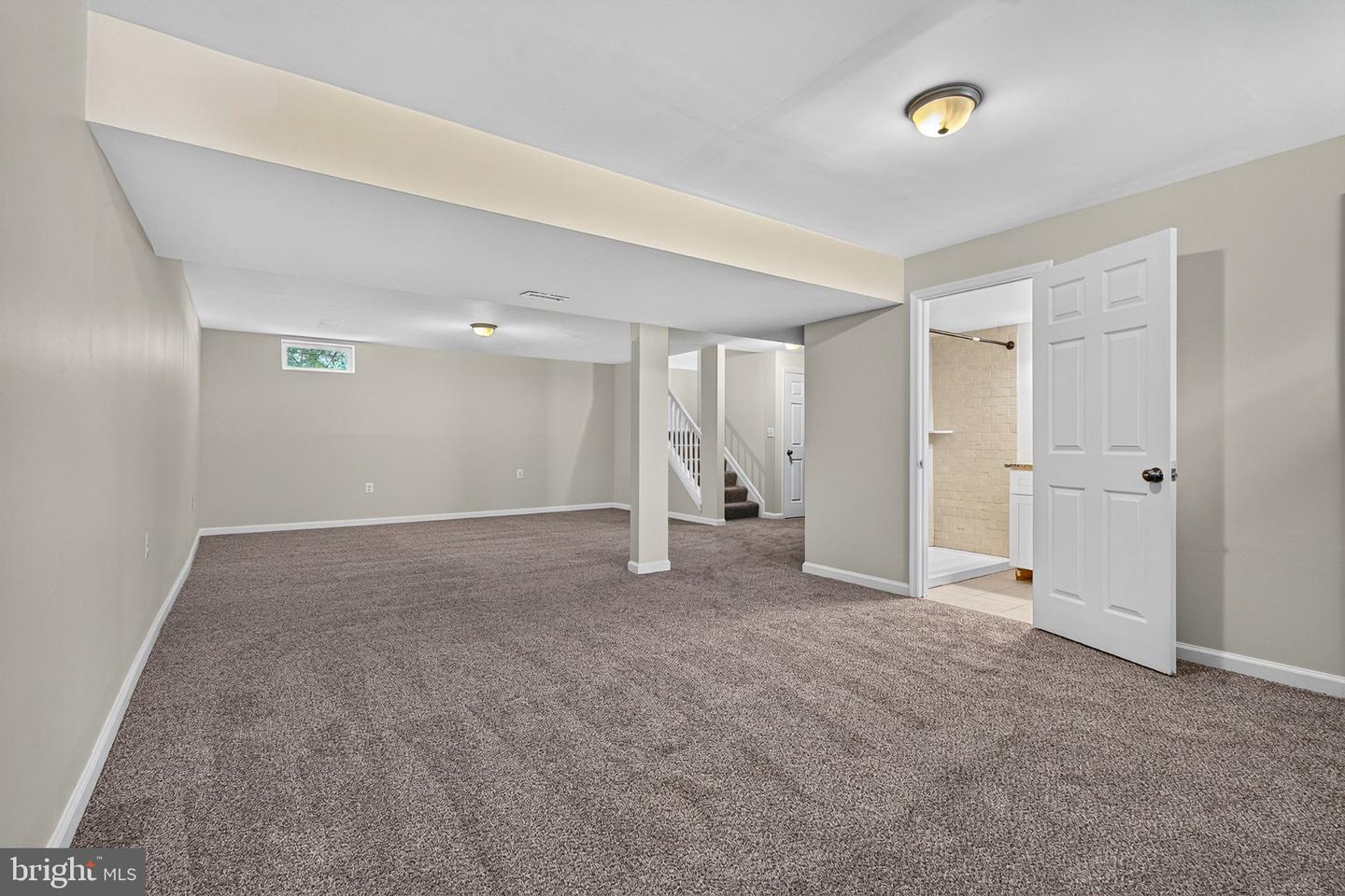 239 Seamaster Rd Property Photo 49