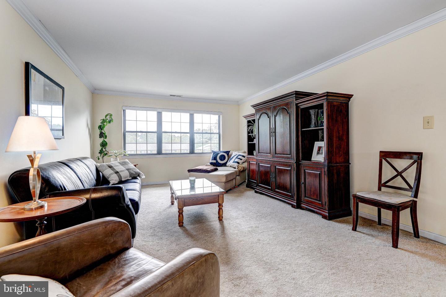 20 Alanbrooke Ct #20f Property Photo 8