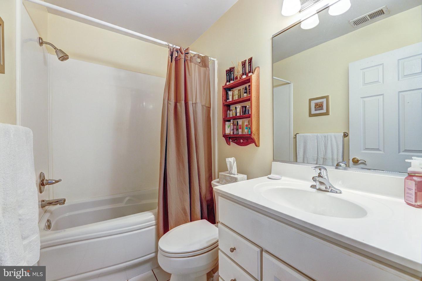 20 Alanbrooke Ct #20f Property Photo 23