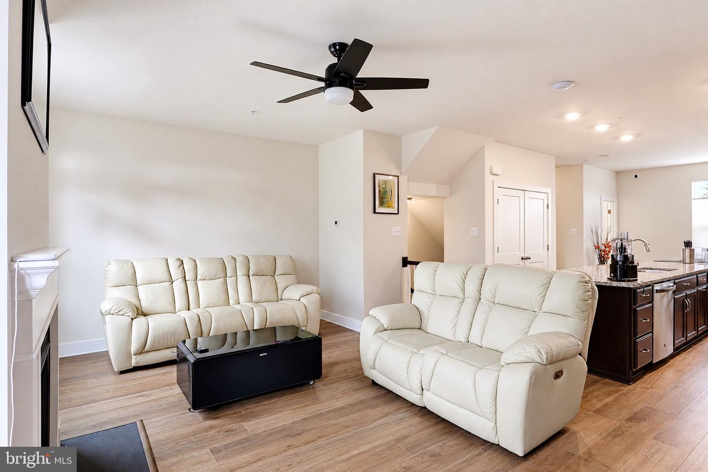 11103 Wilder Way Property Photo 5