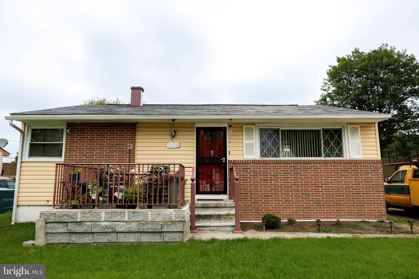 3123 Jeffland Rd Property Photo 1