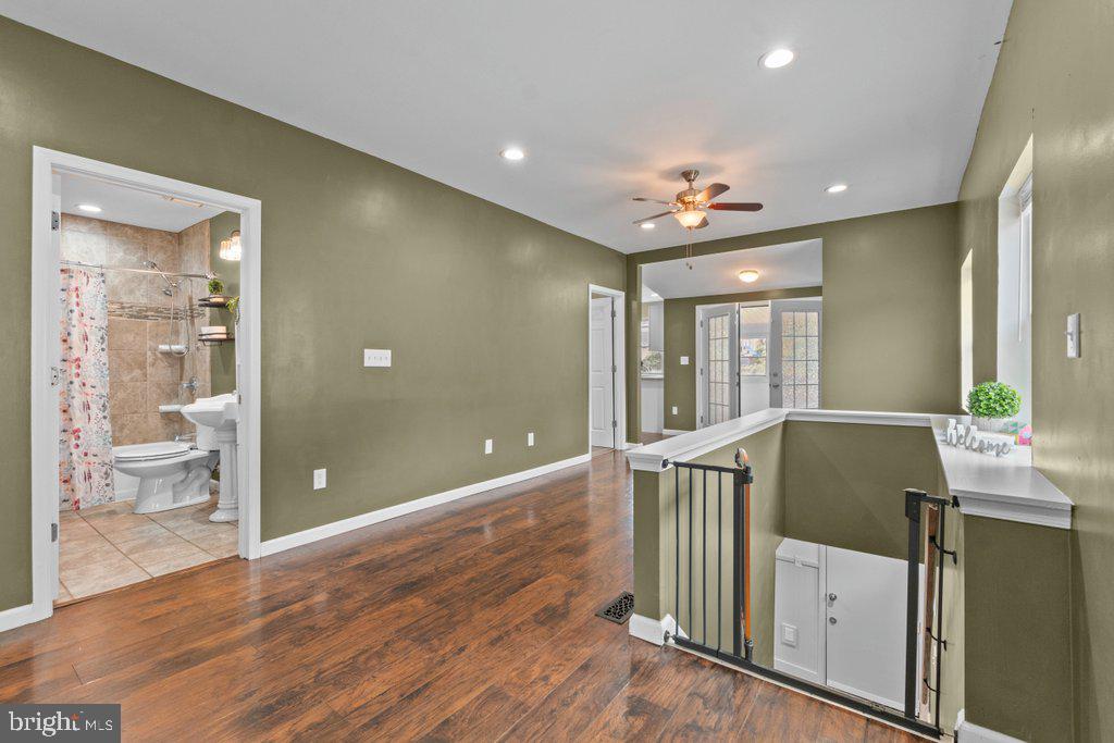 237 3rd Ave Property Photo 10