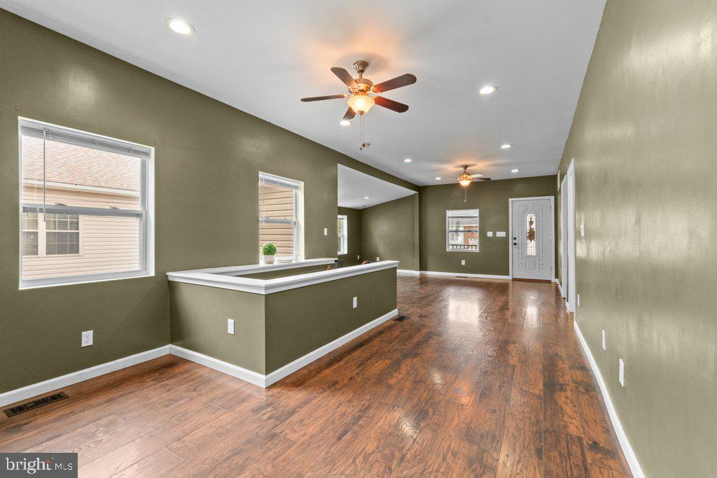 237 3rd Ave Property Photo 12
