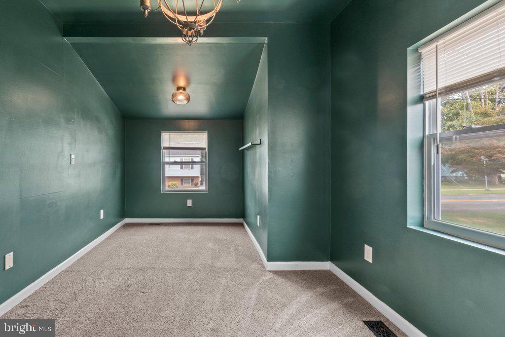237 3rd Ave Property Photo 20