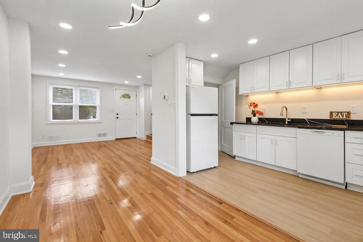 1403 Dartmouth Ave Property Photo 14