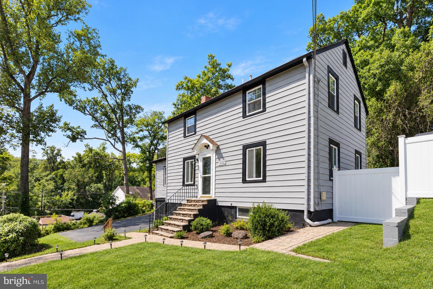 1906 Park Pl Property Photo 1