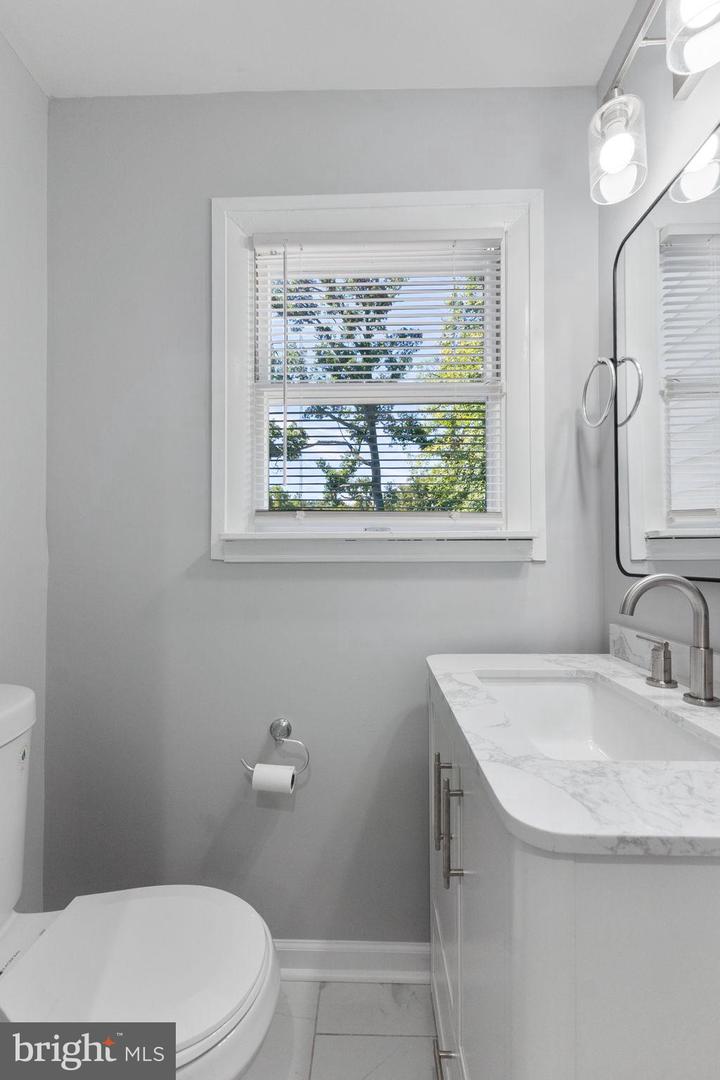 1906 Park Pl Property Photo 12