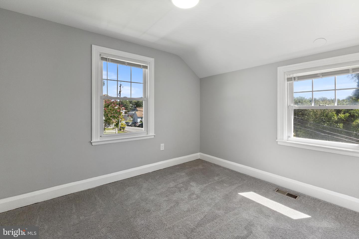 1906 Park Pl Property Photo 18