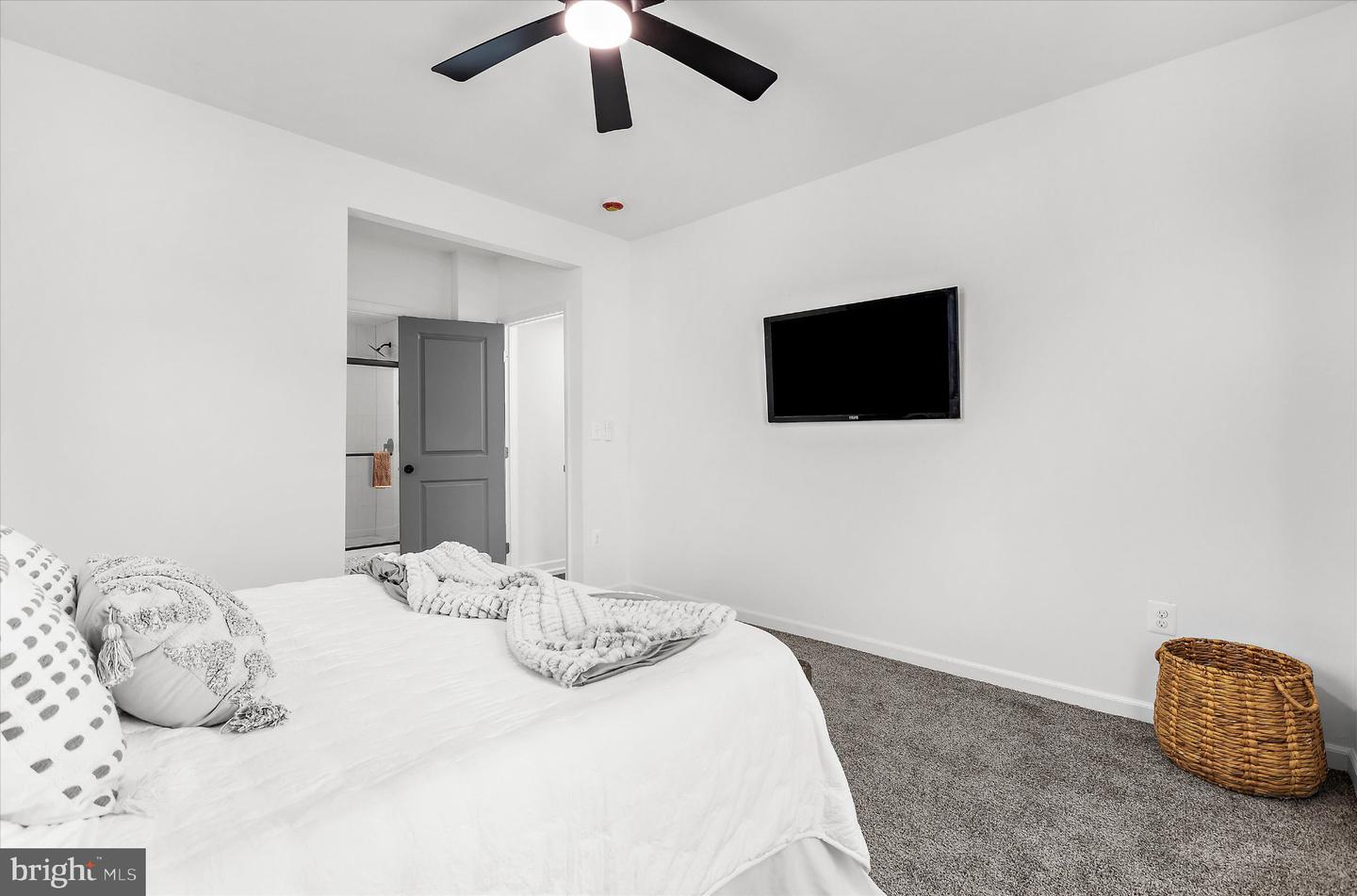 5505 Ashbourne Rd Property Photo 20