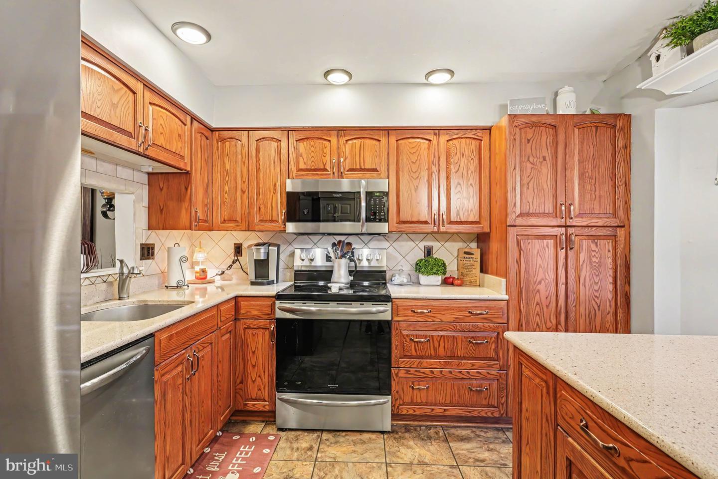 3716 Foxford Stream Rd Property Photo 11