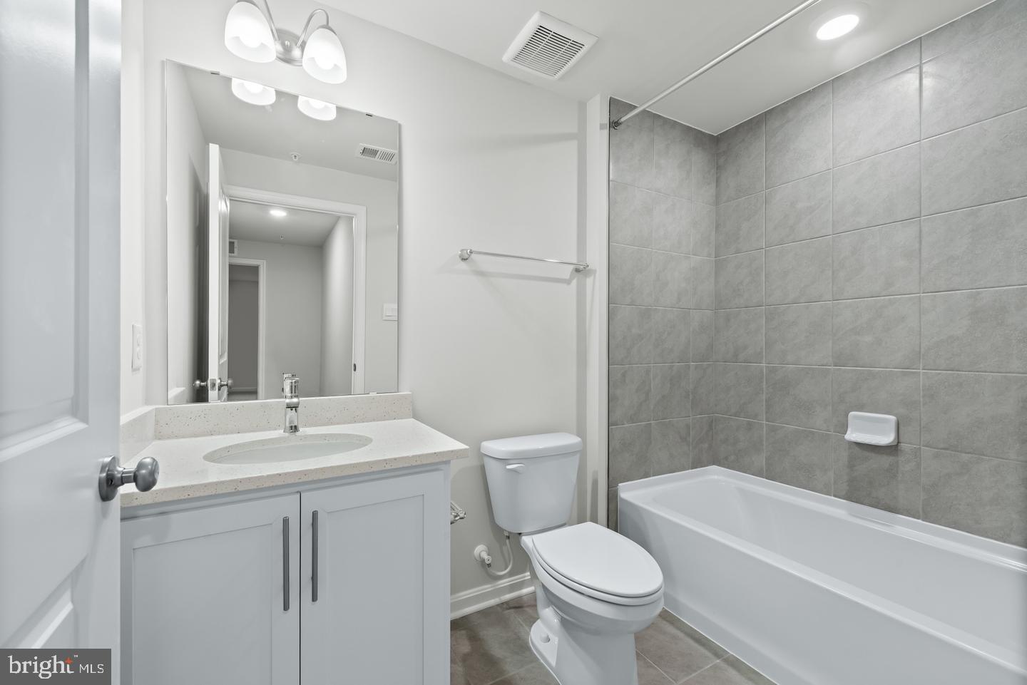 1211 Otter Point Ct Property Photo 31