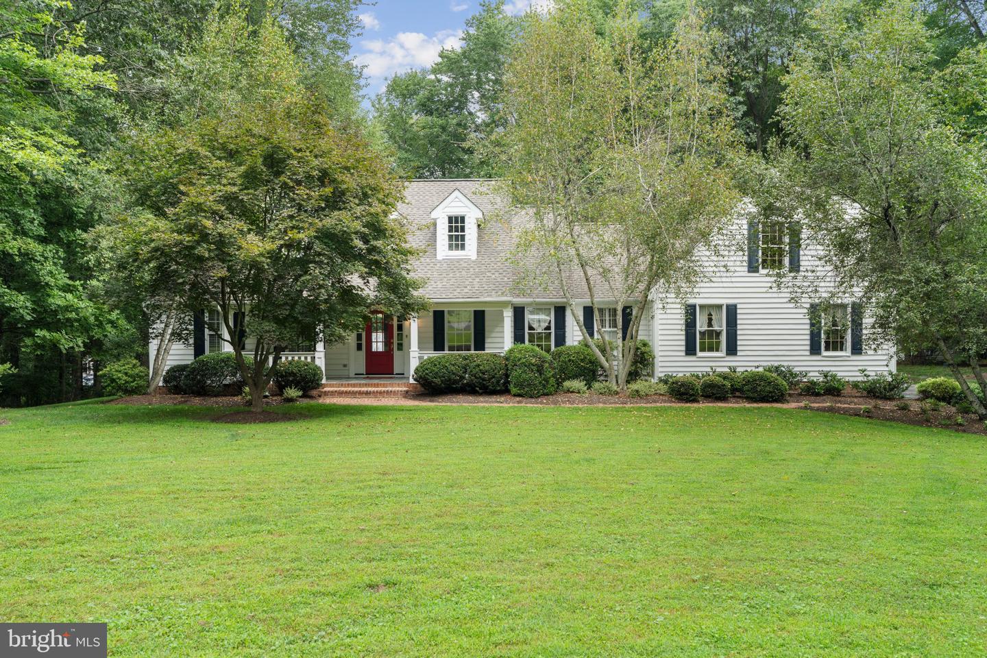 14817 Manor Rd Property Photo 5