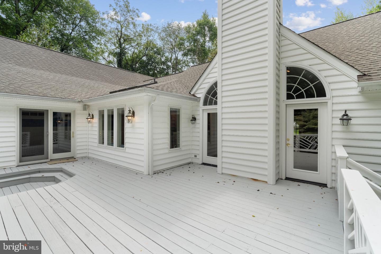 14817 Manor Rd Property Photo 49