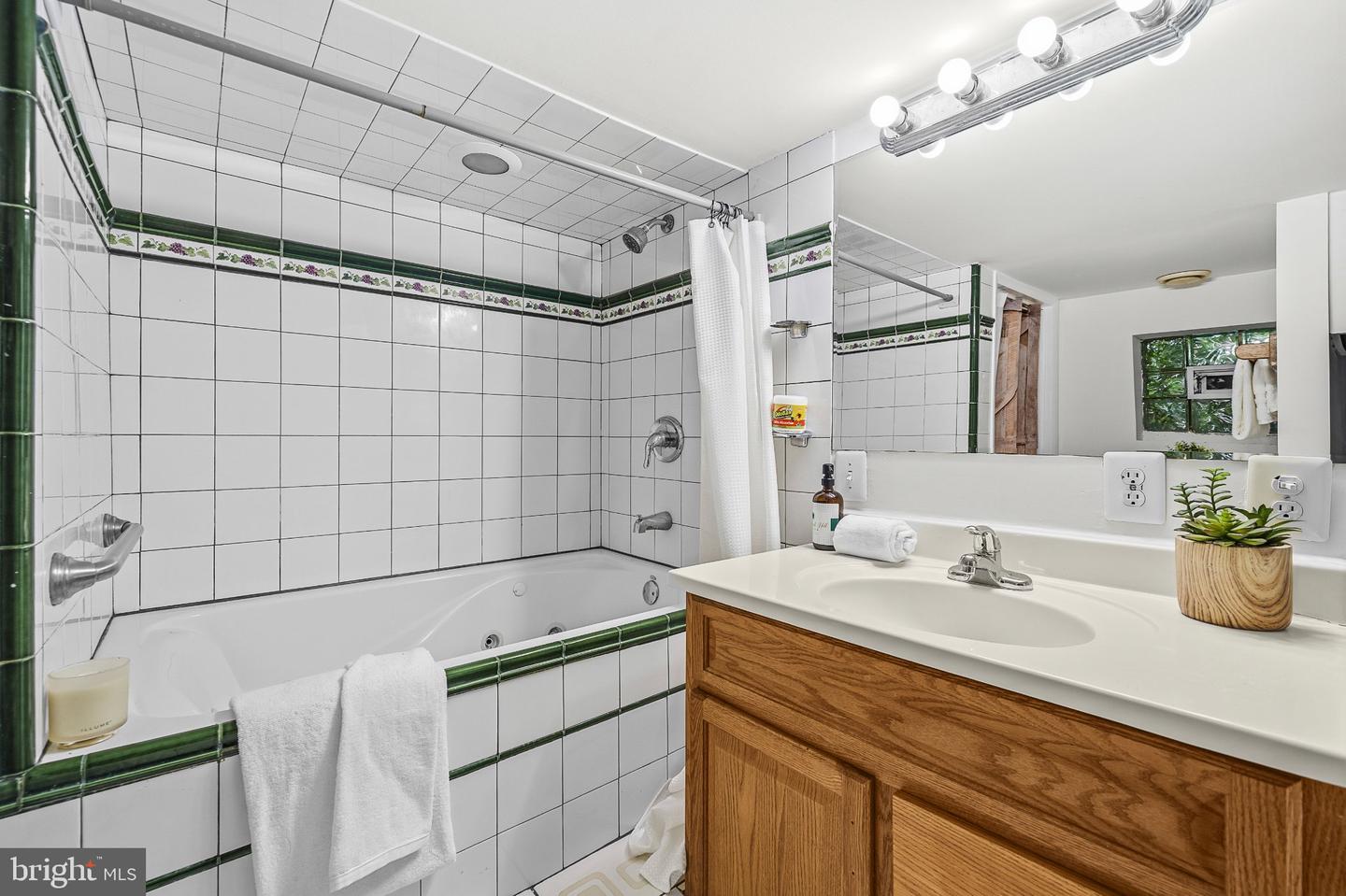 7 Lodge Rd Property Photo 19