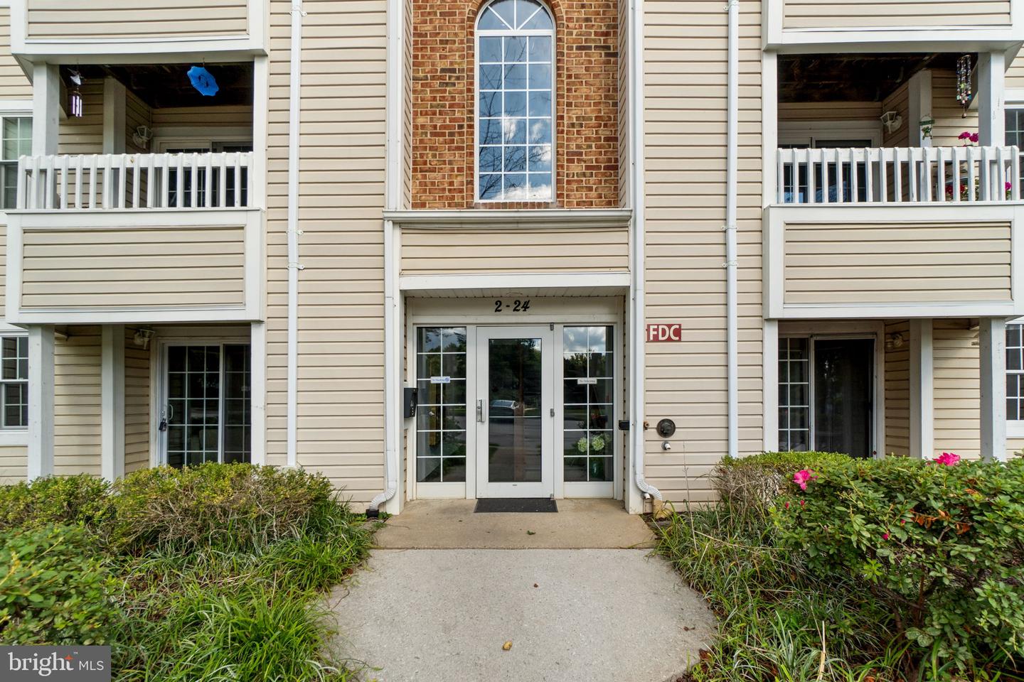 2 Marsham Ct #2 Property Photo 3
