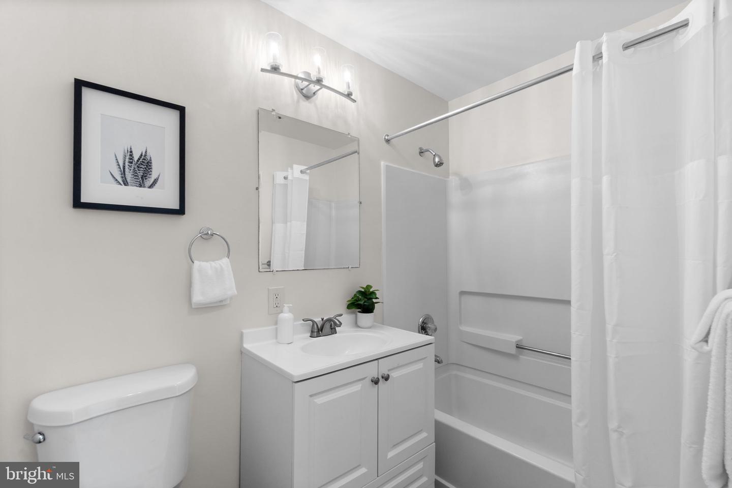 2 Marsham Ct #2 Property Photo 23