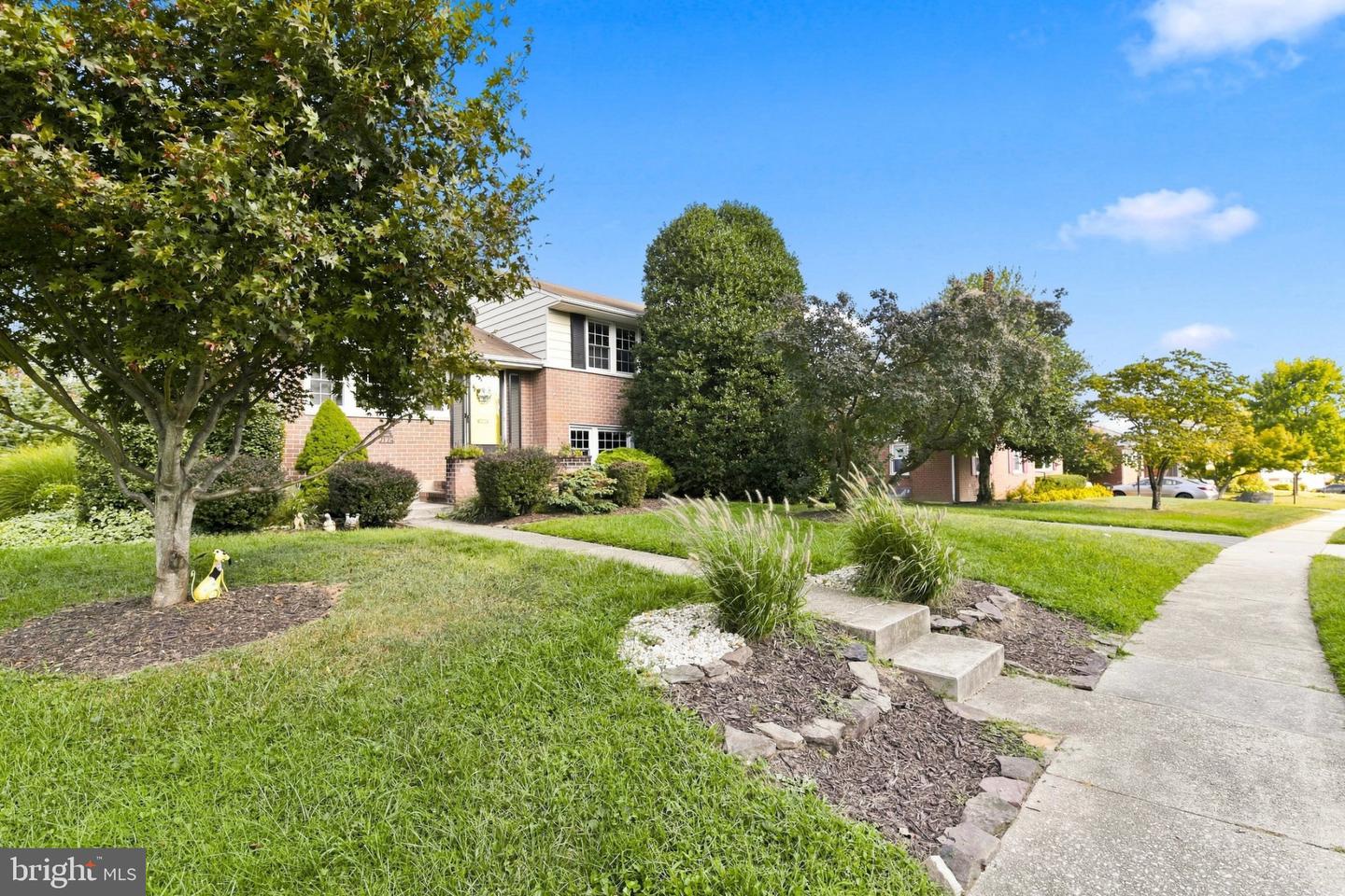 2123 Eastridge Rd Property Photo 2