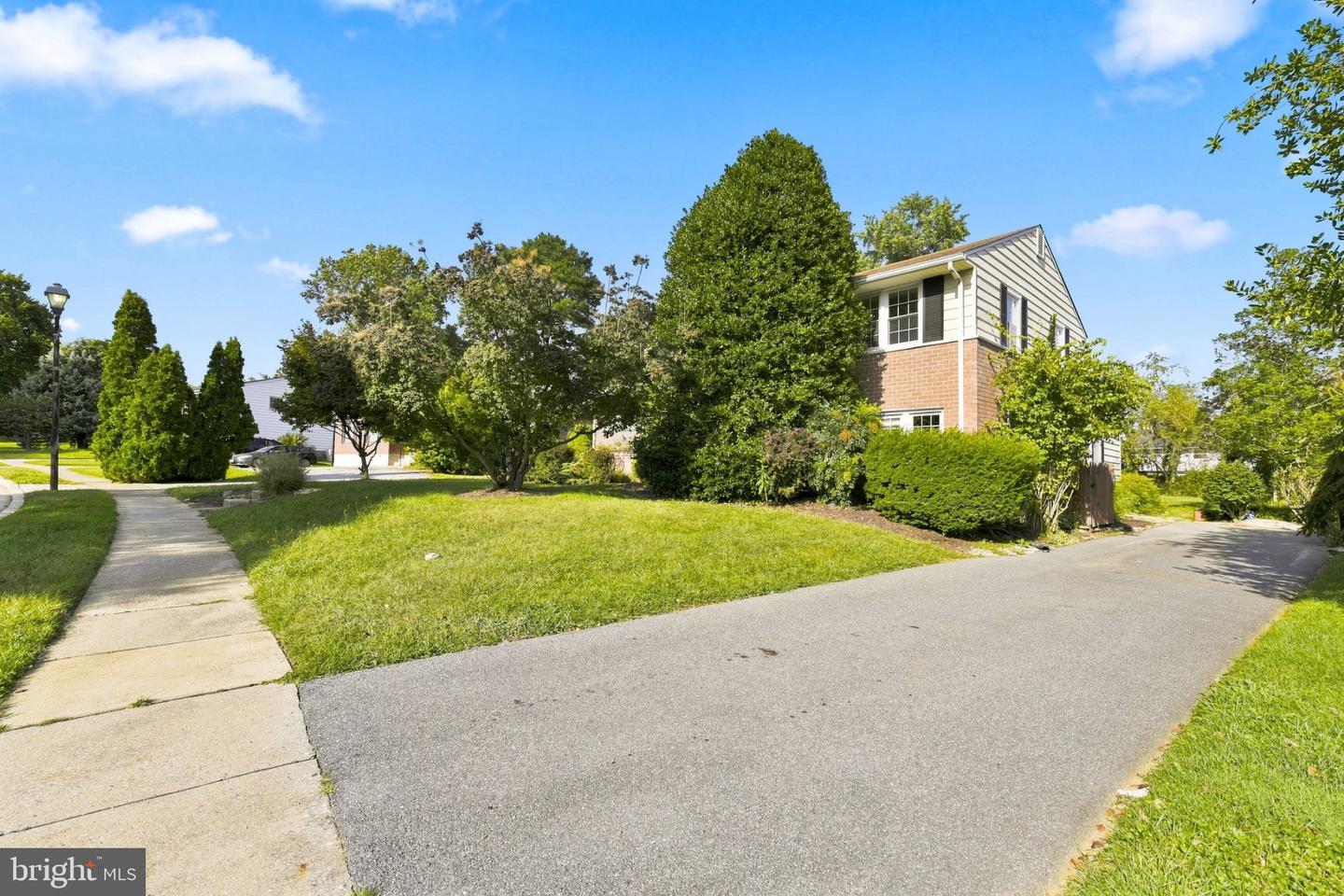 2123 Eastridge Rd Property Photo 3