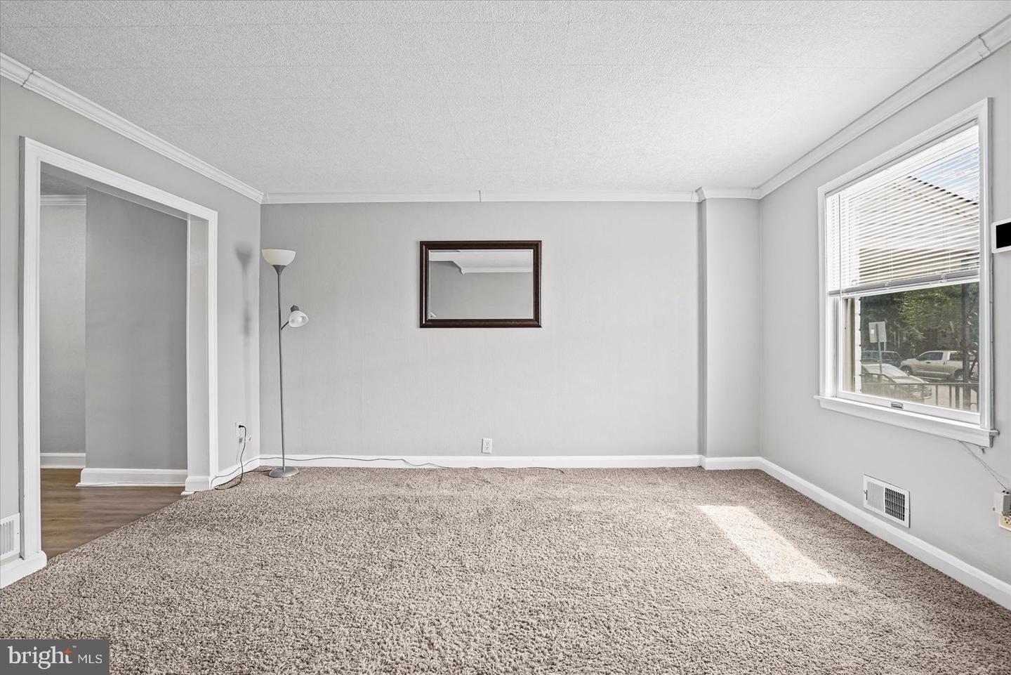 2151 Vailthorn Rd Property Photo 5