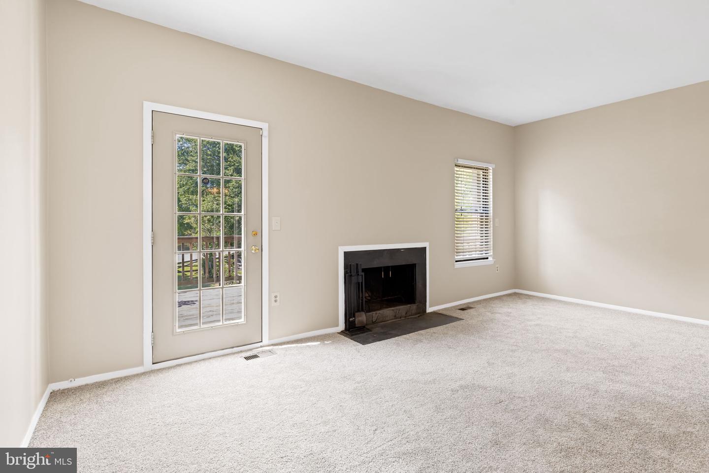 28 Bernadotte Ct Property Photo 14