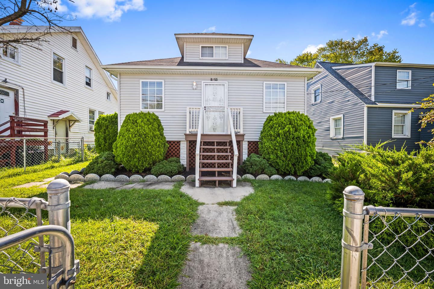 8055 PHILADELPHIA RD Property Photo 1