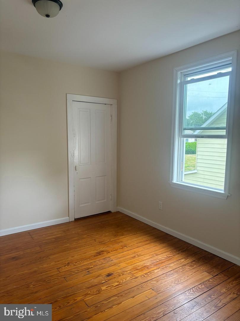 25 Egges Ln #apt.2 Property Photo 8