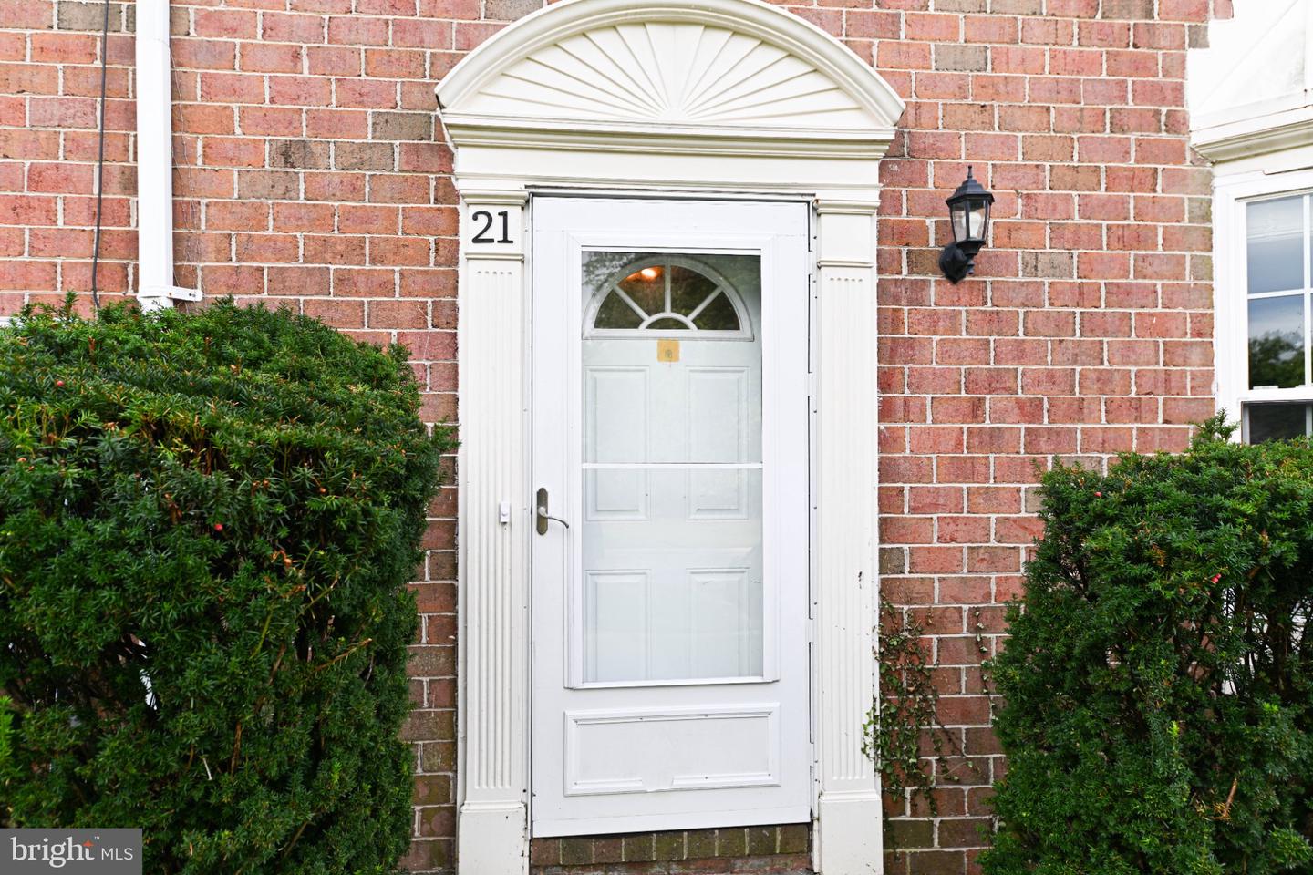 21 Six Notches Ct Property Photo 2