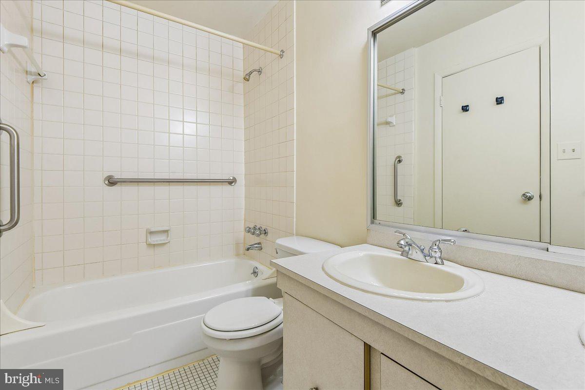 1878 Autumn Frost Ln Property Photo 11