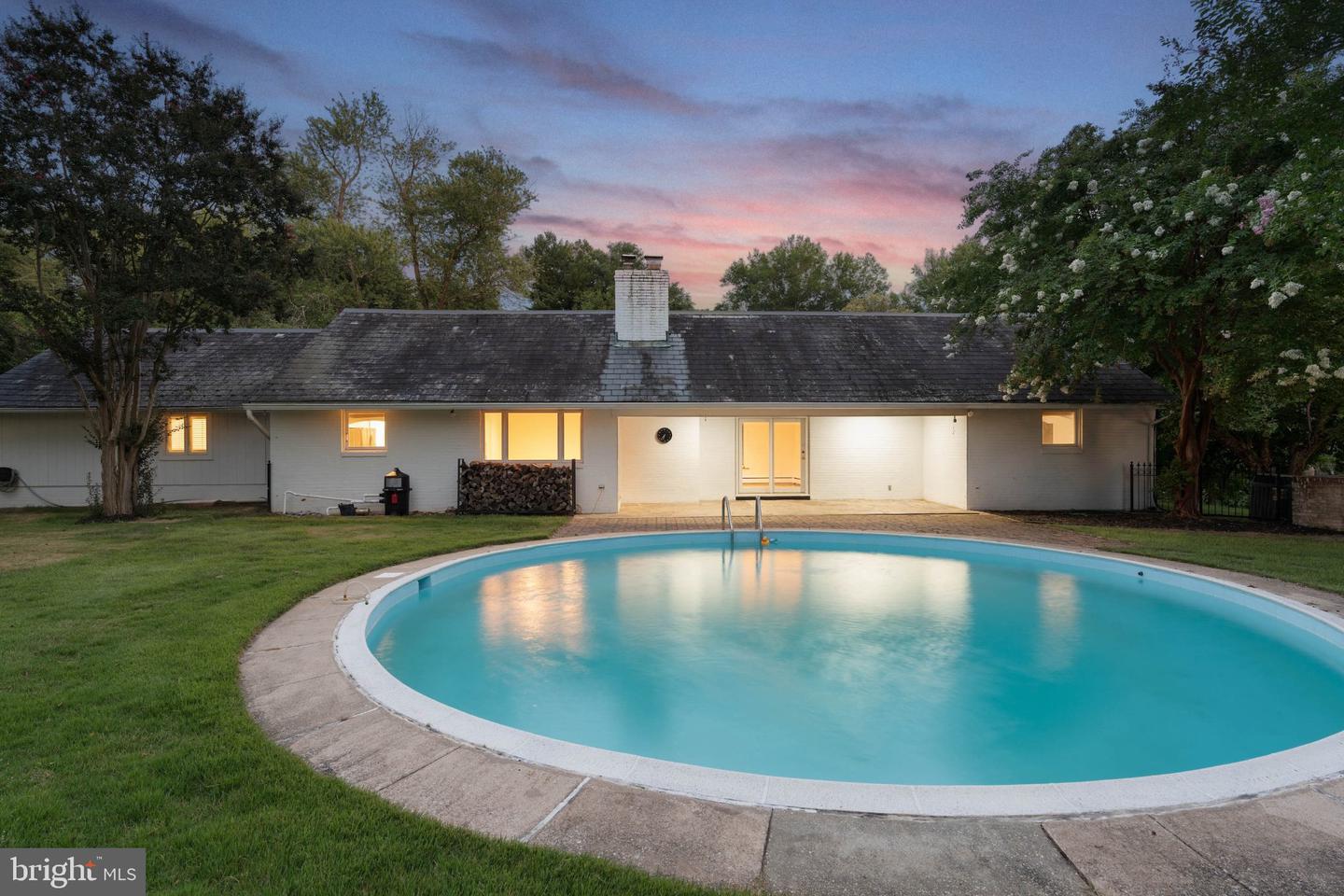 2 Lake Manor Ct Property Photo 19