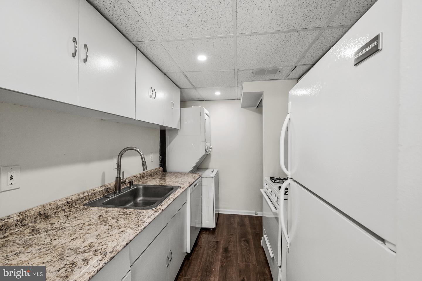 89 King Henry Cir #89 Property Photo 13