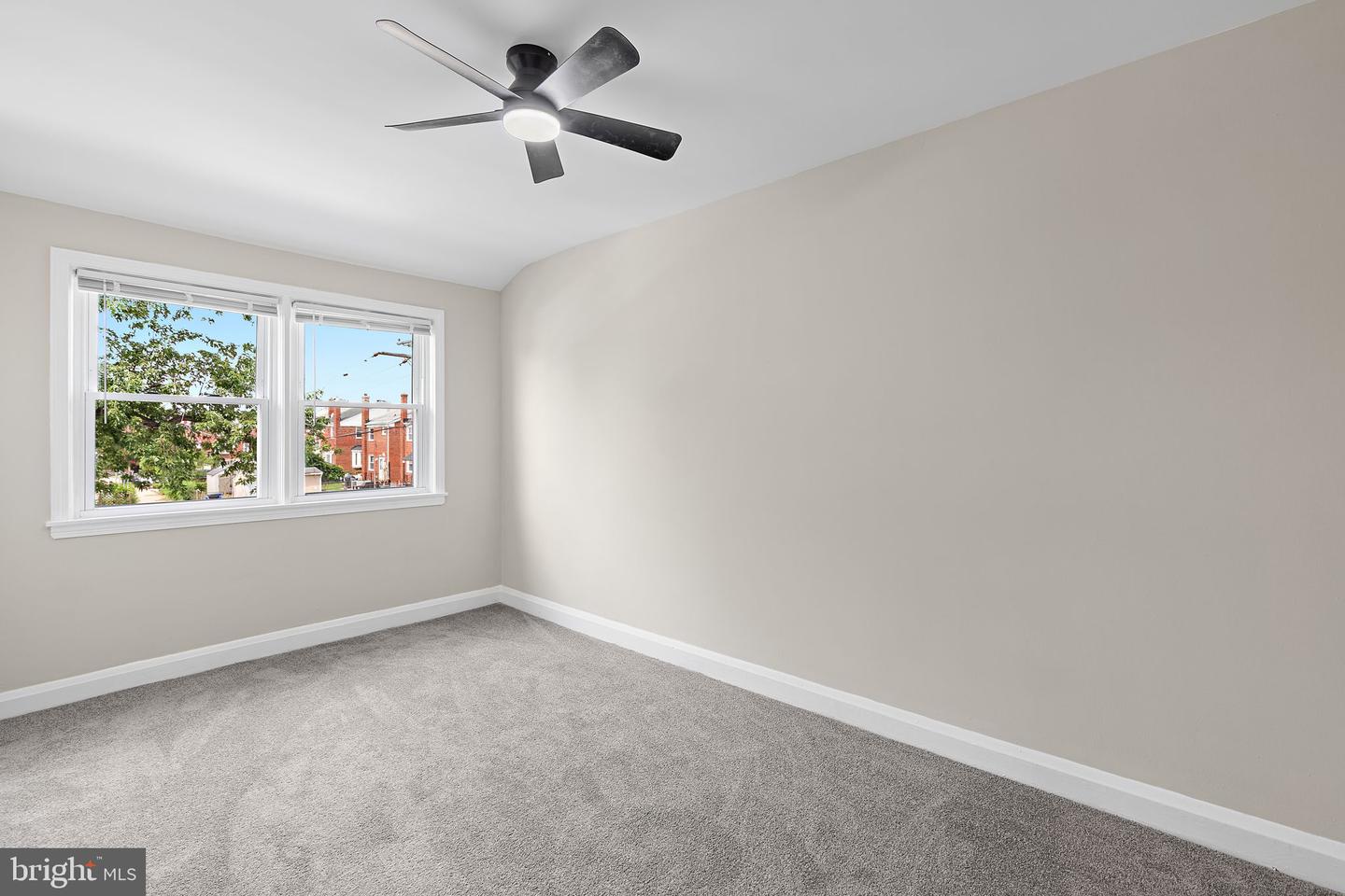 1905 Nevill Rd Property Photo 13