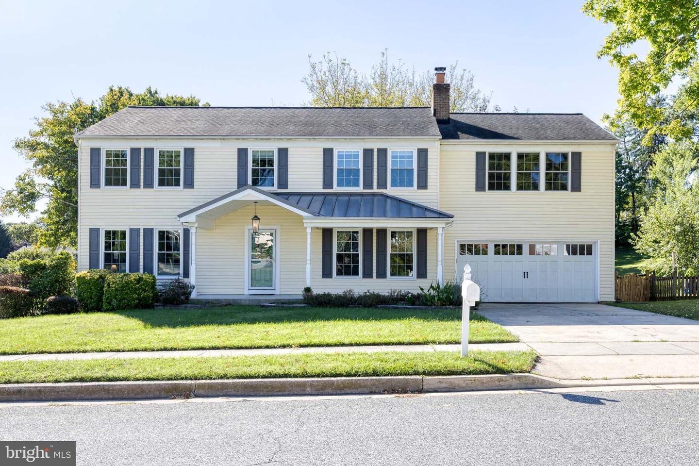 1027 Trickling Brook Rd Property Photo 1