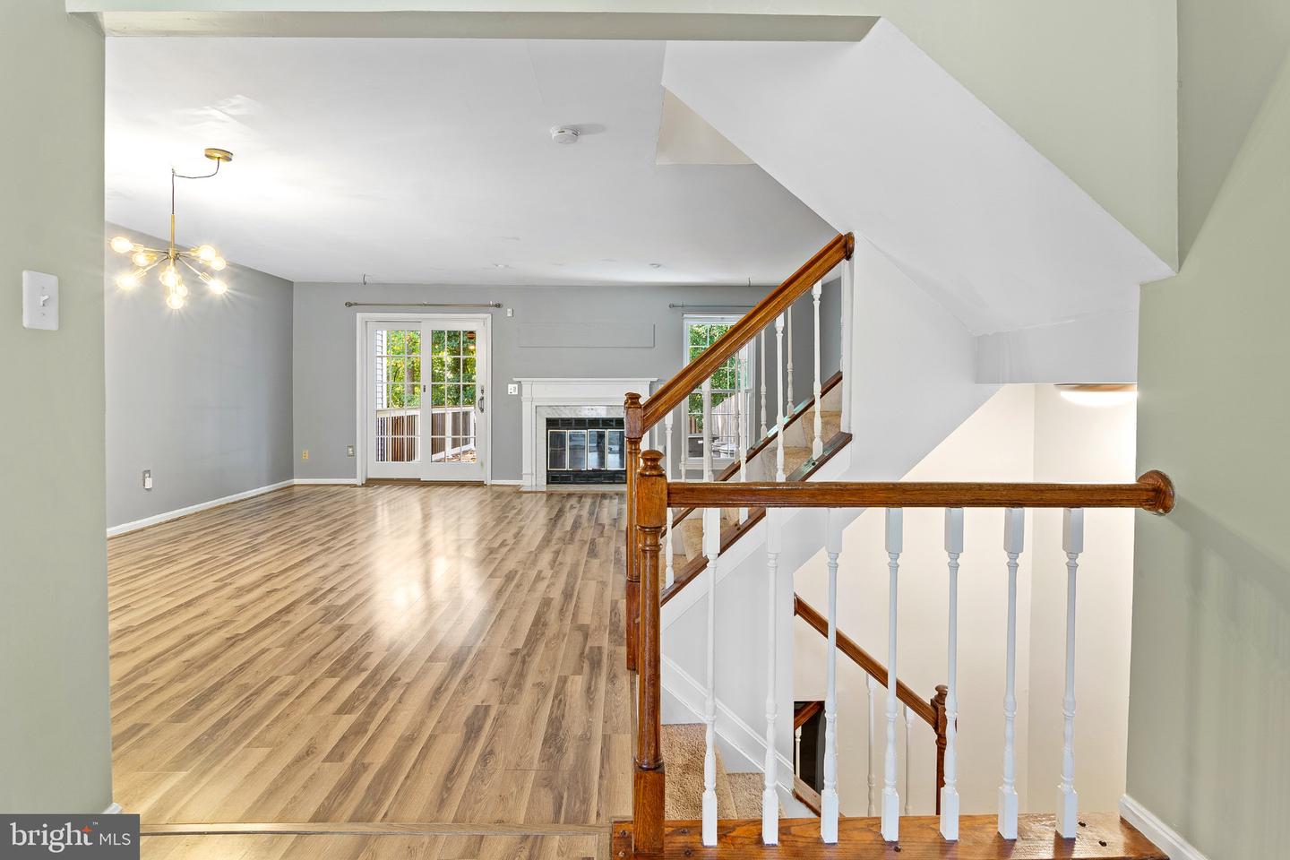 24 Southwark Bridge Way Property Photo 6