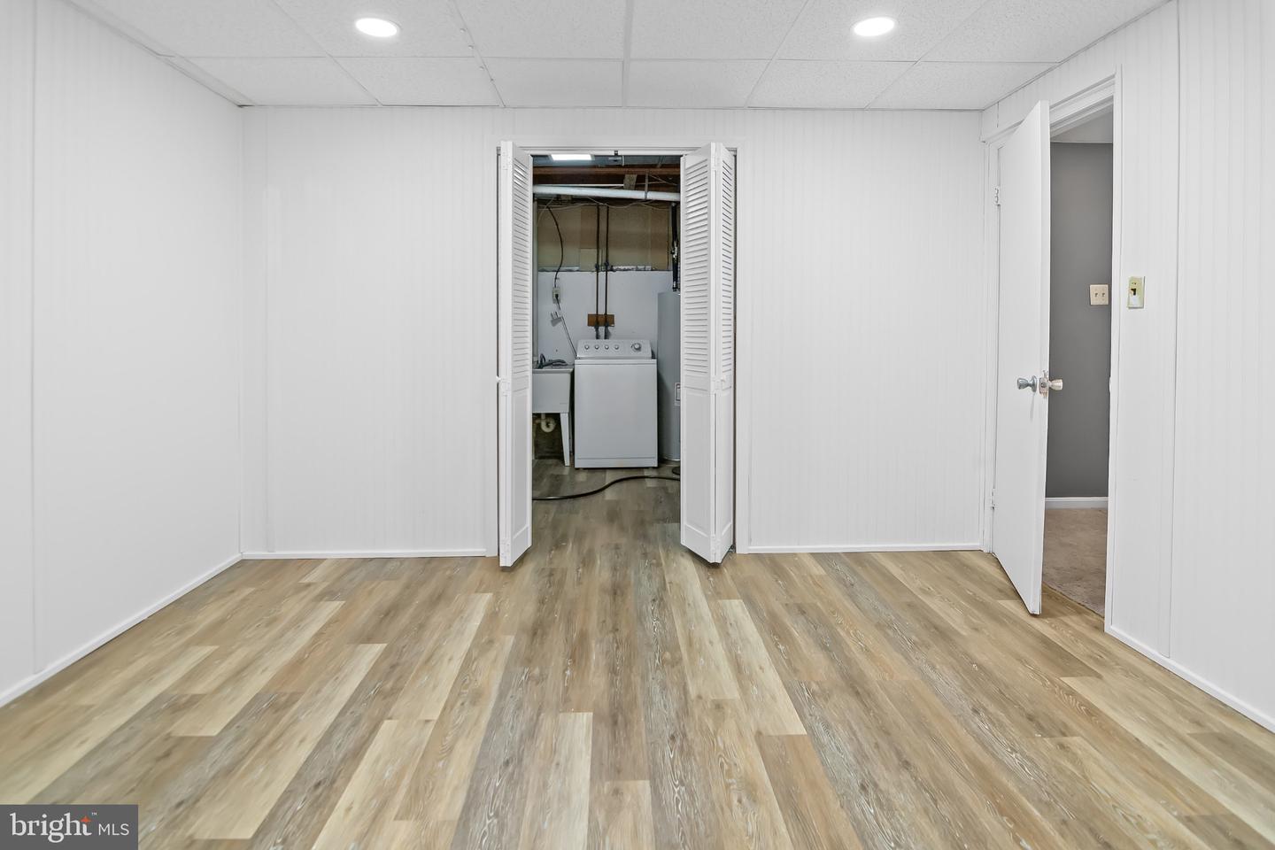 24 Southwark Bridge Way Property Photo 49