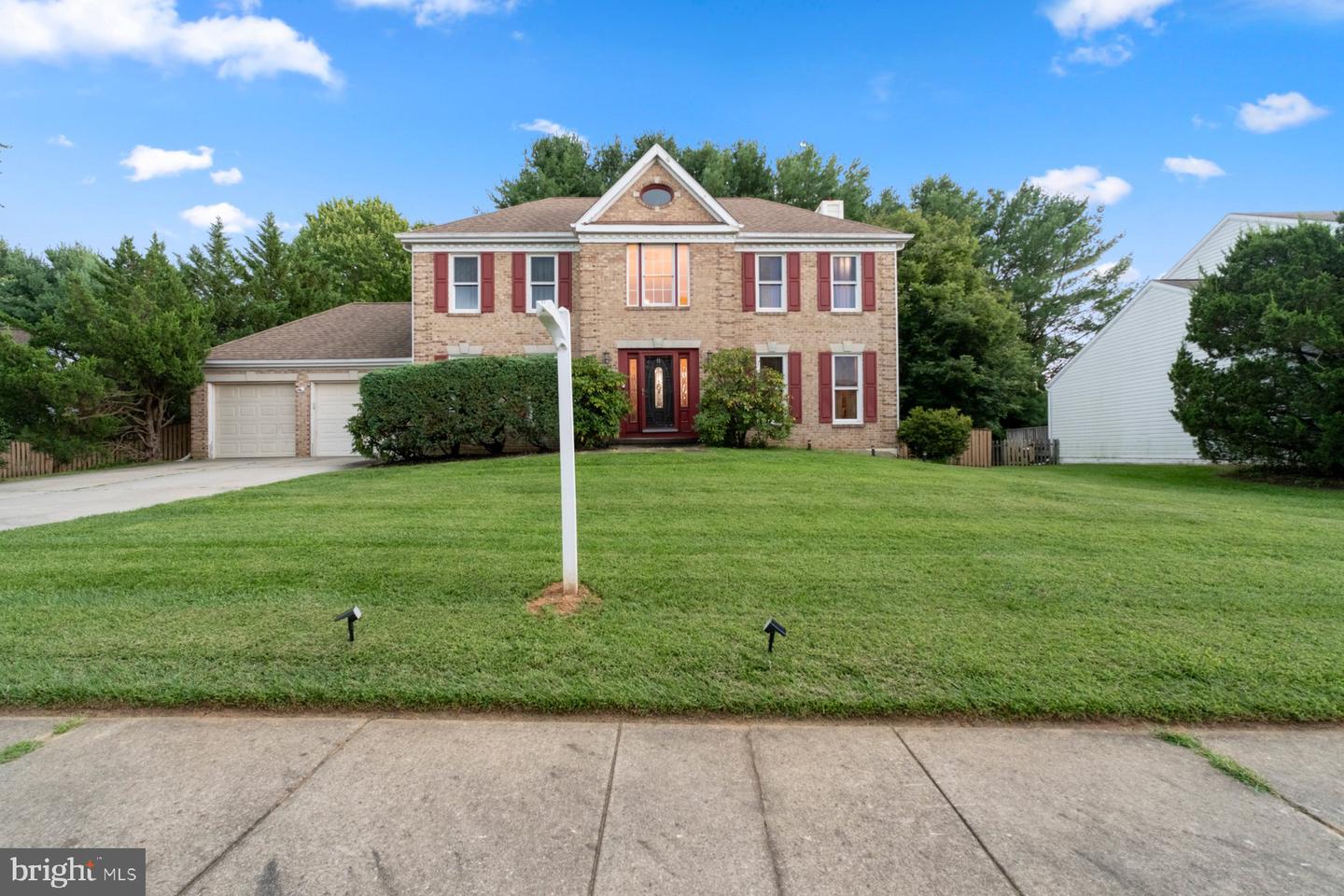 11 HIGH SIDE CT Property Photo 1