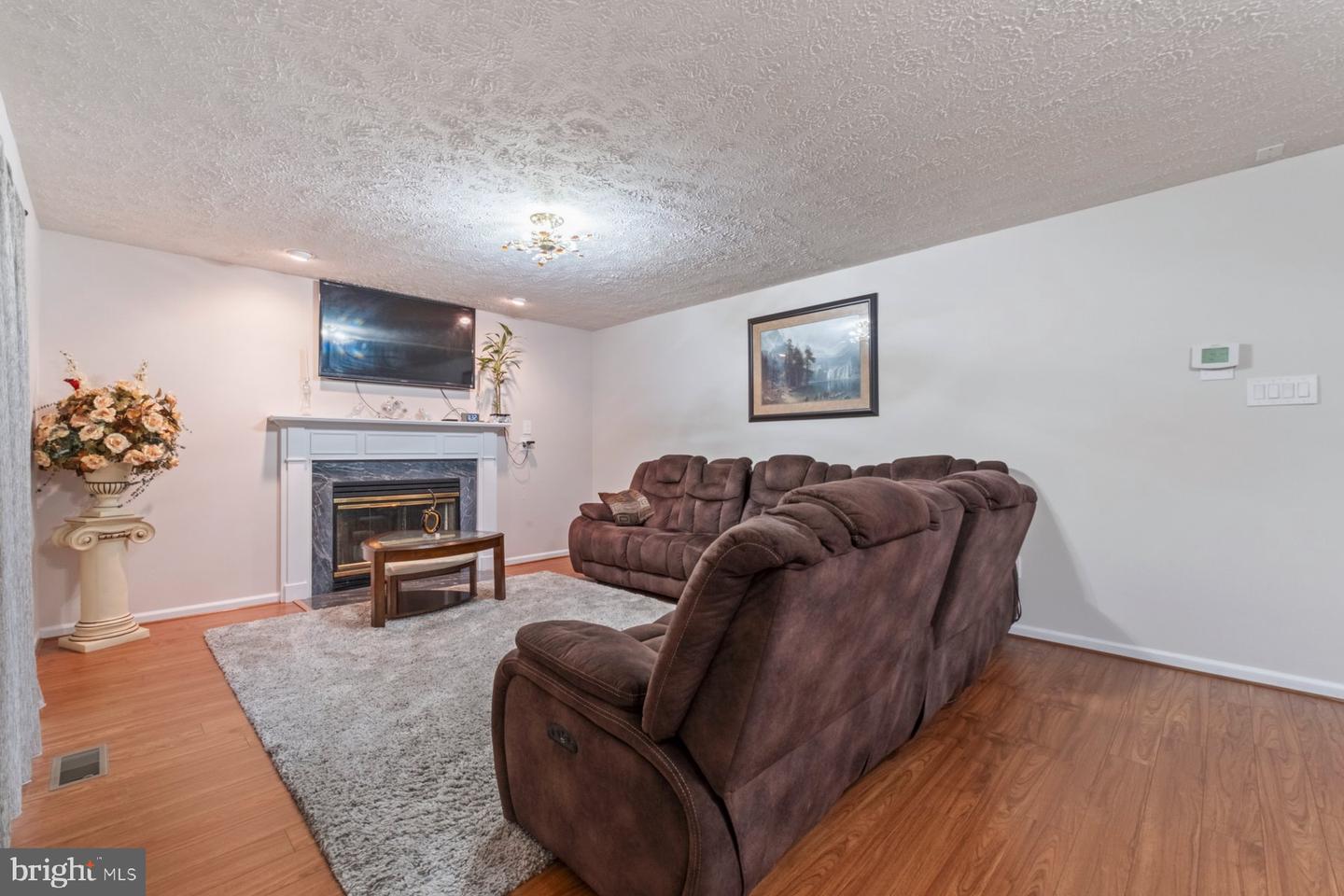 11 High Side Ct Property Photo 14