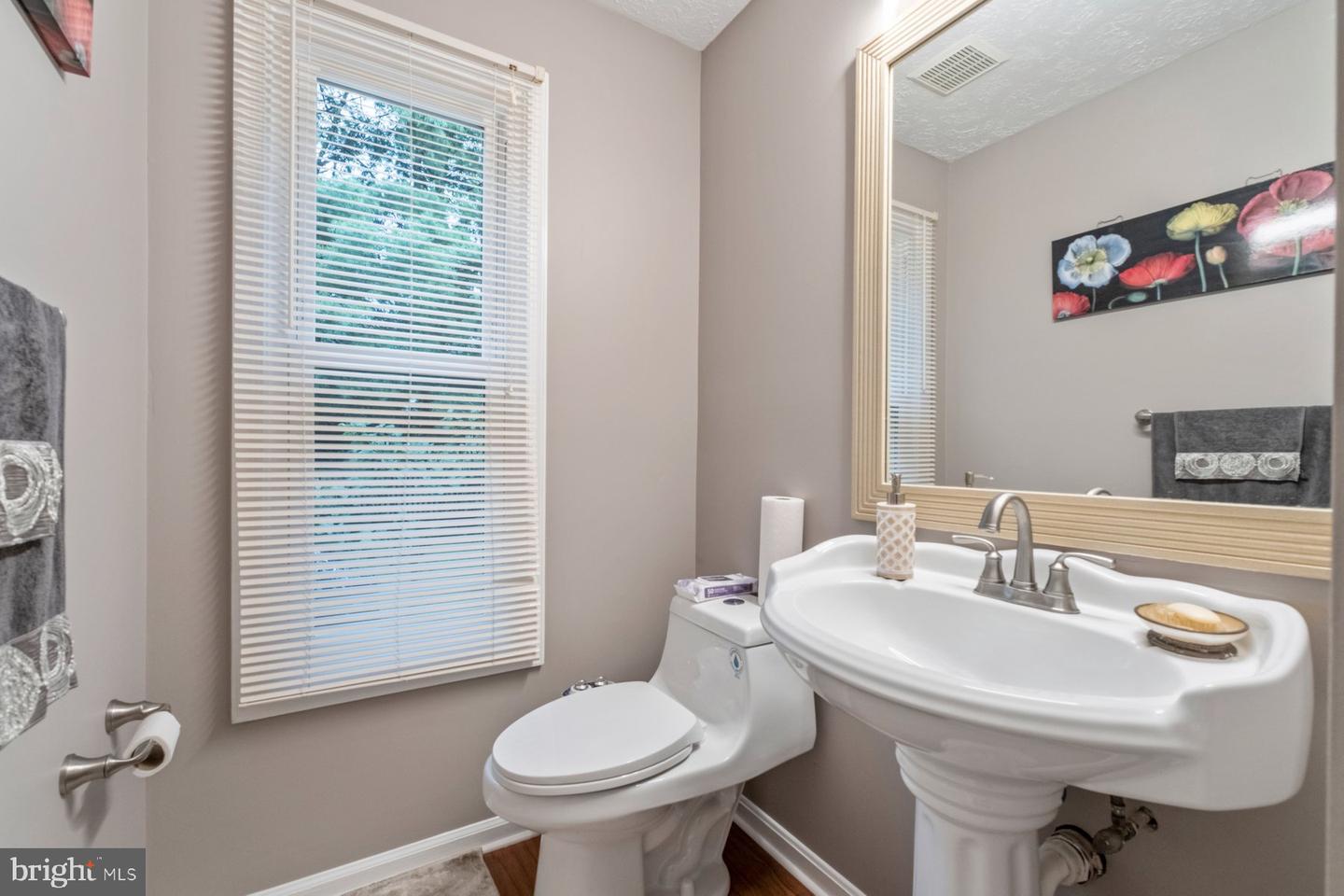 11 High Side Ct Property Photo 16