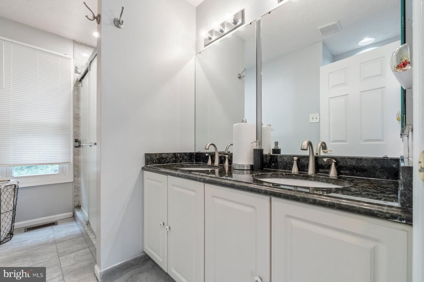 11 High Side Ct Property Photo 19