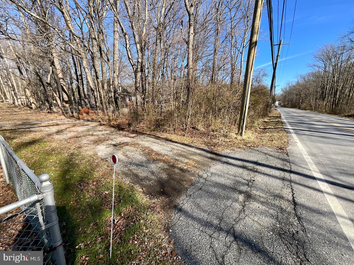 Holly Neck Road Property Photo 1