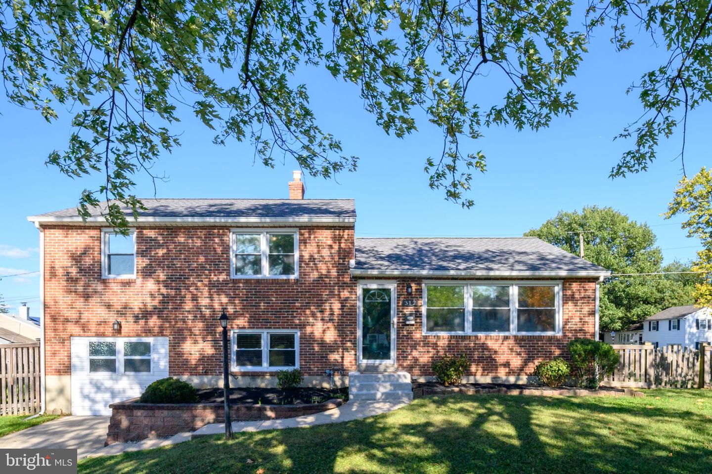 312 ORLEY RD Property Photo 1