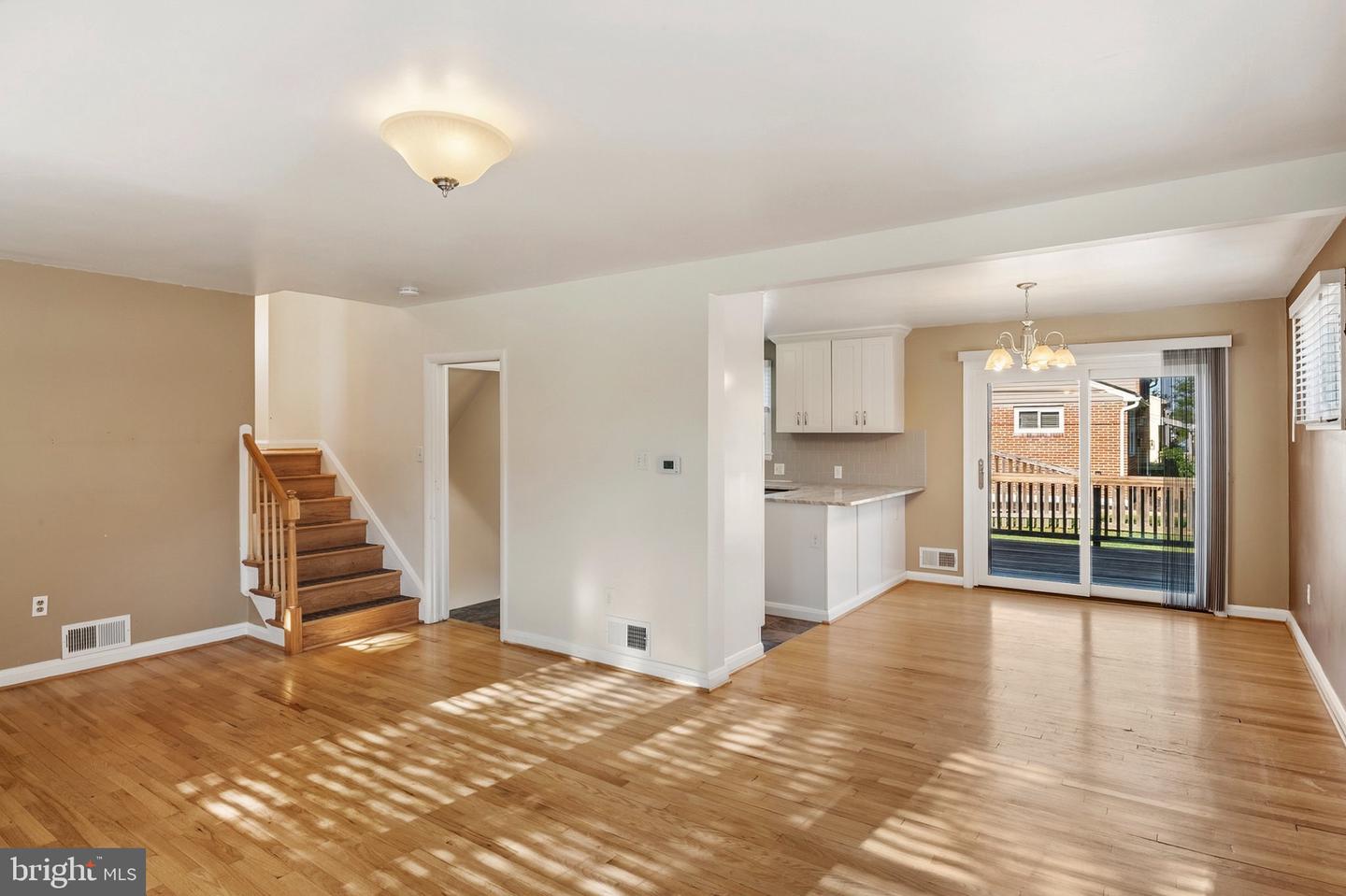 312 Orley Rd Property Photo 4